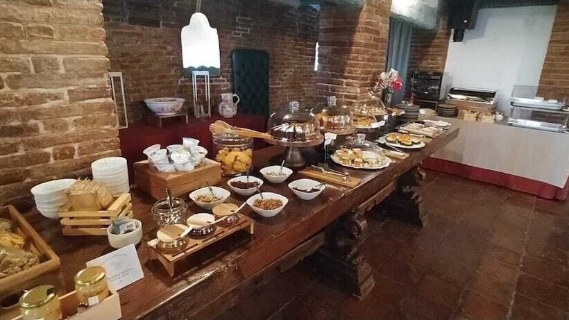 هتل La Loggia Historic Resort