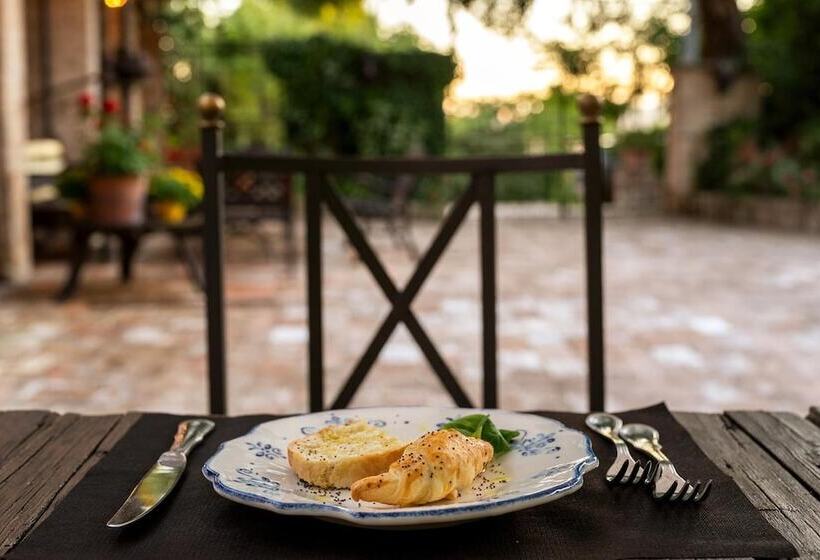 호텔 La Maesta Antica Dimora Di Campagna