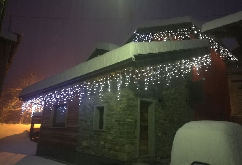 בית מלון כפרי B&b La Maison D  Amelie Camere E Appartamenti