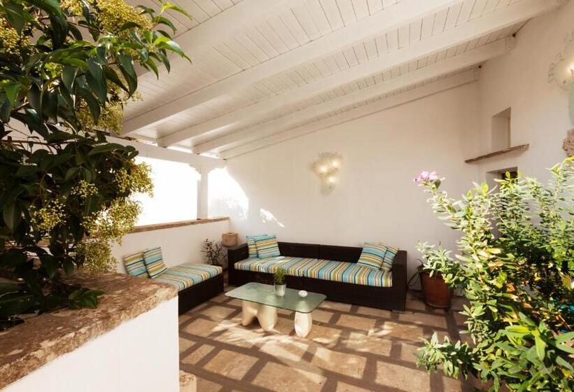 בית מלון כפרי La Naca Della Taranta B&b