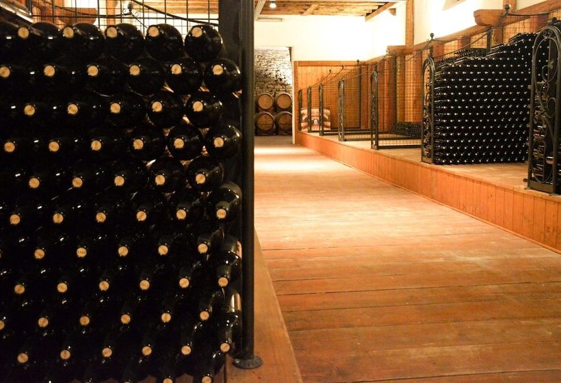 ホテル La Tavernetta Al Castello