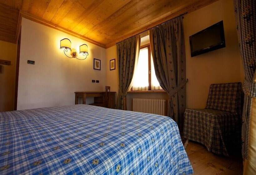 Laghetto Alpine Hotel & Restaurant