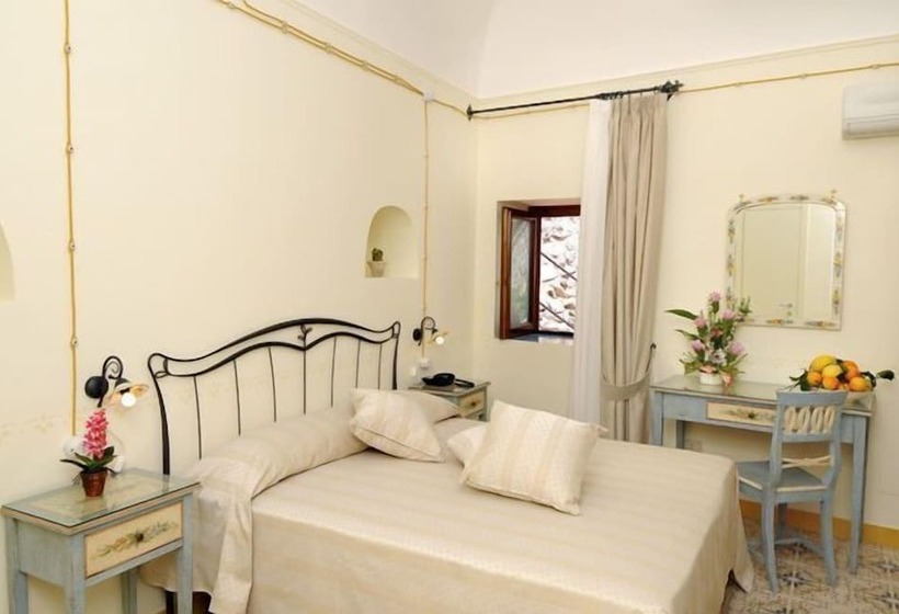 ホテル Locanda Degli Dei