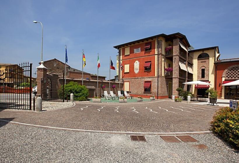 酒店 Luna Residence