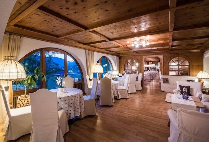 호텔 Mareo Dolomites