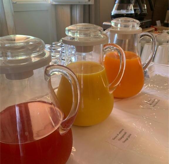 Отель Mary Rose