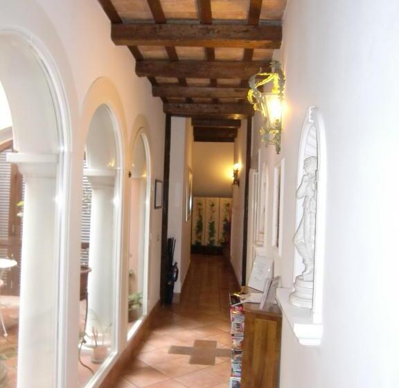 ホテル Mondo Antico B&b