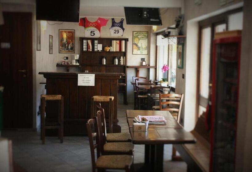 Отель Olympic Mountains