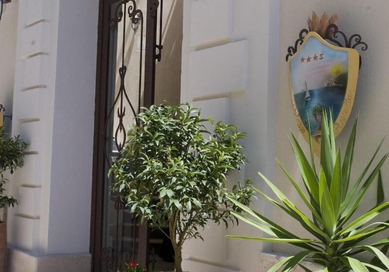 בית מלון כפרי Palazzo Reginella