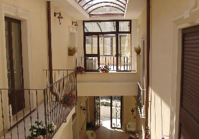 فندق Palazzo Reginella