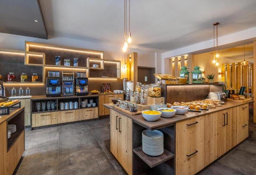 בית מלון כפרי Pejo