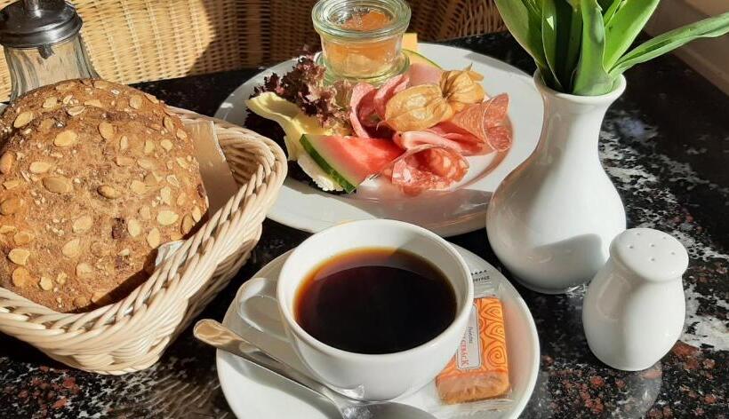 호텔 Pension Havana Club