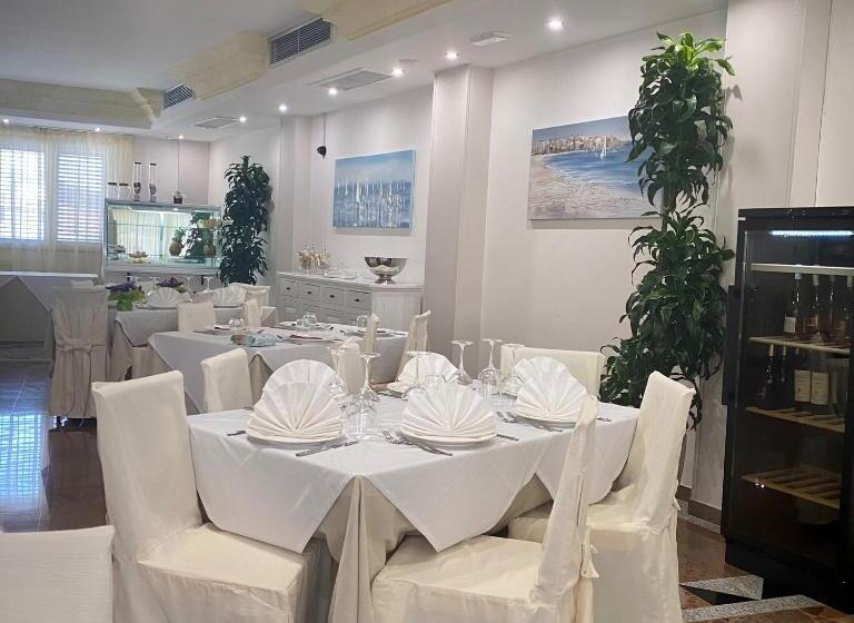 ホテル Porto Cesareo