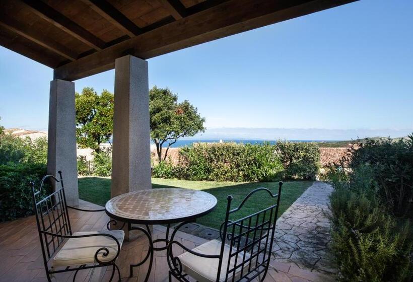 هتل Punta Falcone Resort