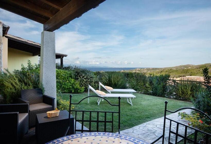 هتل Punta Falcone Resort