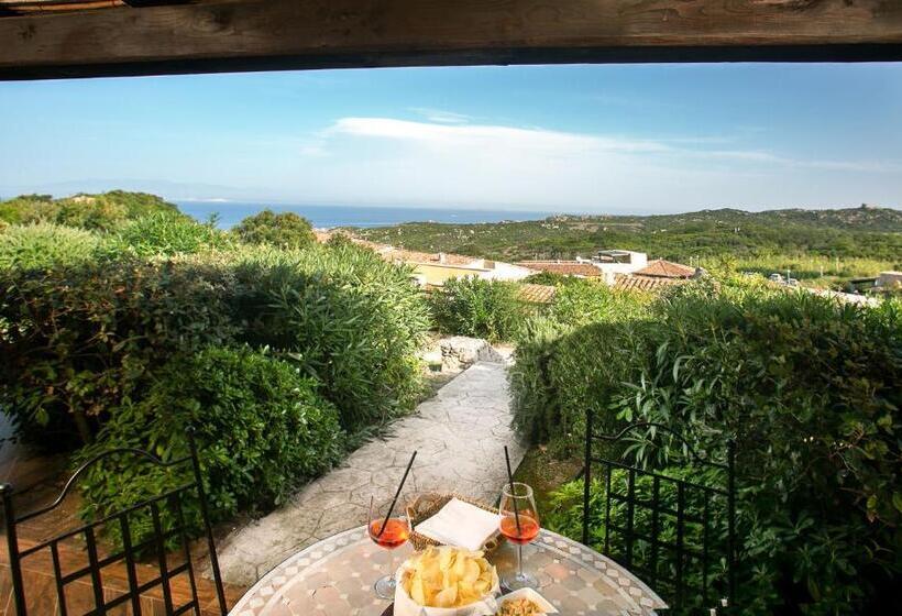 هتل Punta Falcone Resort