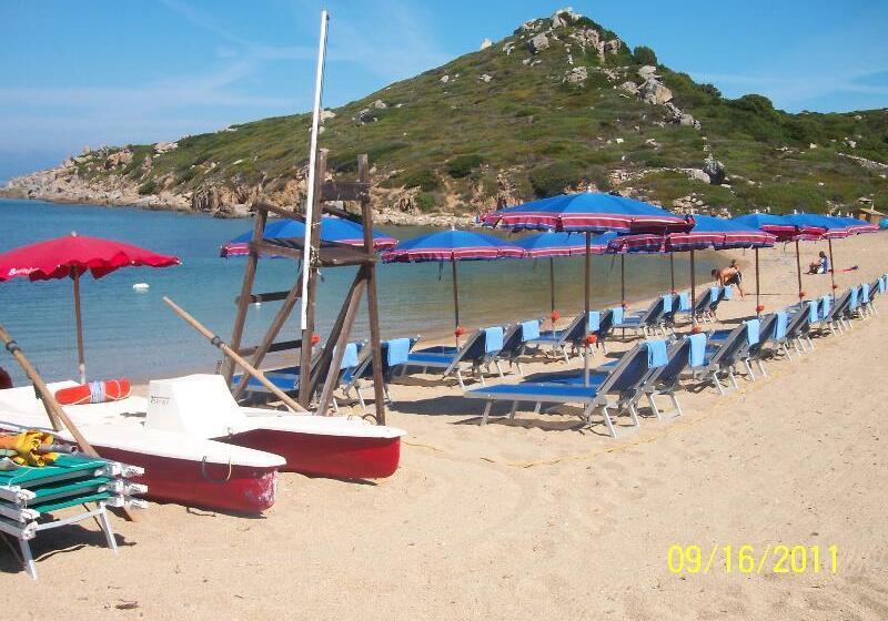 هتل Punta Falcone Resort