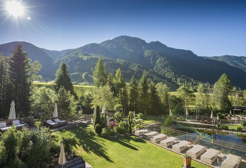 בית מלון כפרי Quelle Nature Spa Resort