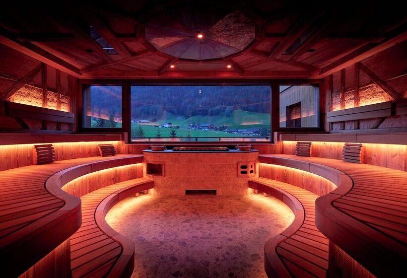 בית מלון כפרי Quelle Nature Spa Resort