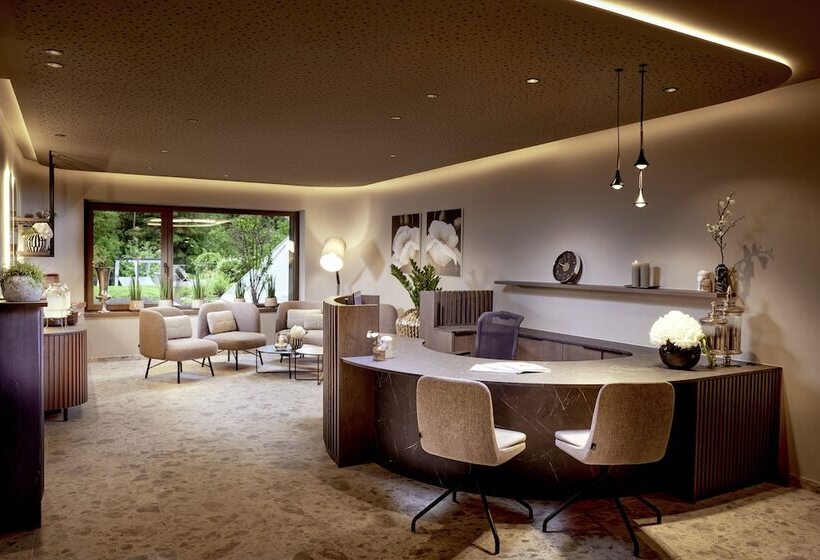 בית מלון כפרי Quelle Nature Spa Resort