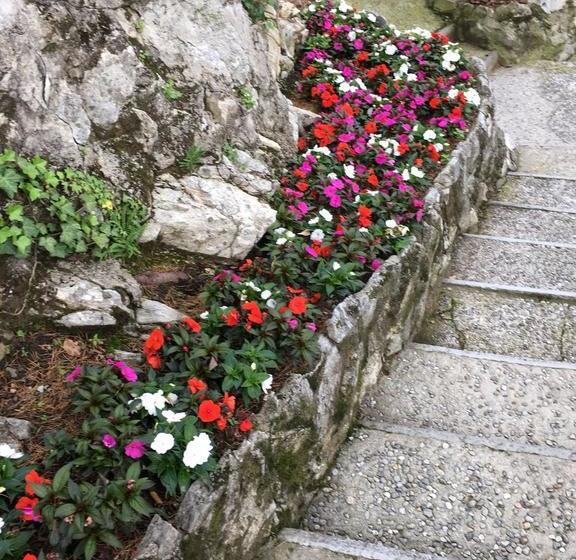 בית מלון כפרי Relais Villa Augusta