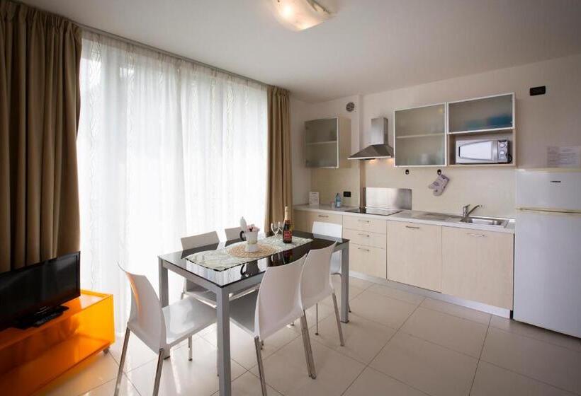 Отель Residence Aprilia