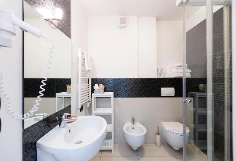 Отель Residence Aprilia