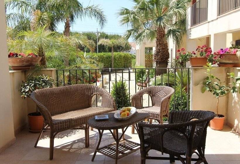 هتل Residence Casa Del Mar Sicilia