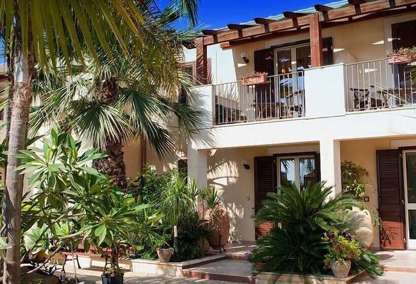 هتل Residence Casa Del Mar Sicilia