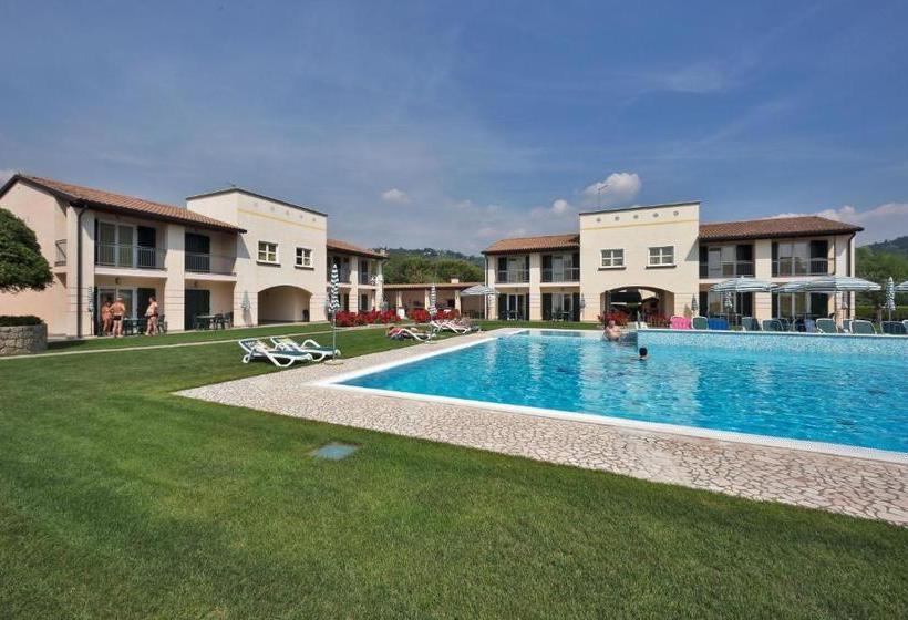 Отель Residence Corte Delle Rose