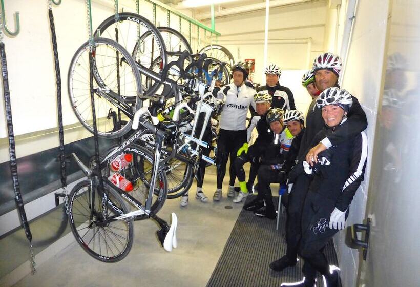 בית מלון כפרי Residence I Delfini