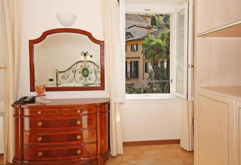 ホテル Residence La Limonera