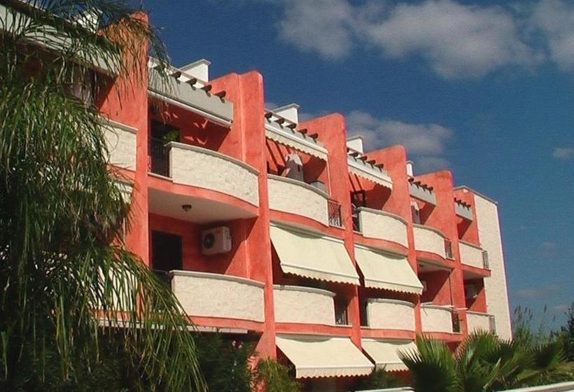 בית מלון כפרי Residence Marina Di Carlino Tourist