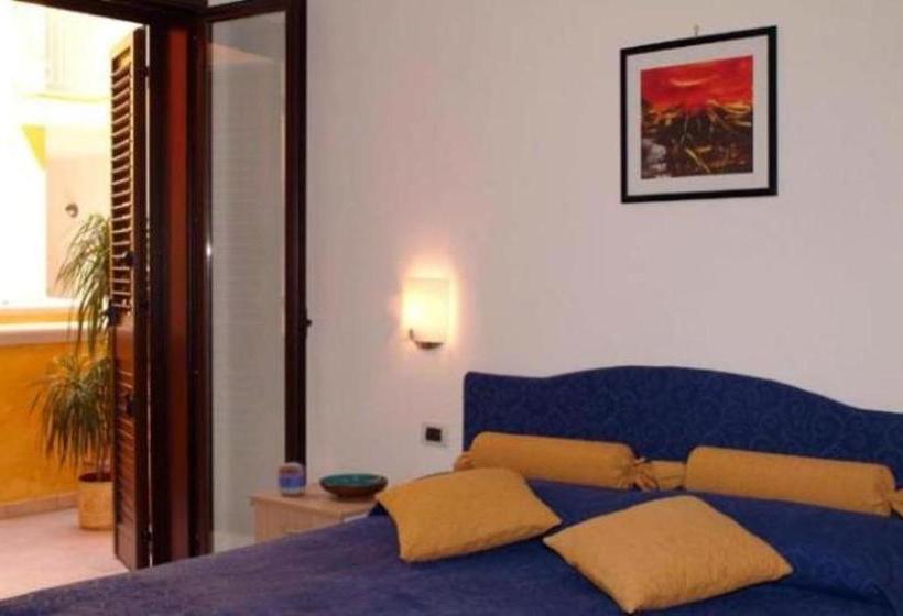 בית מלון כפרי Residence Marina Di Carlino Tourist