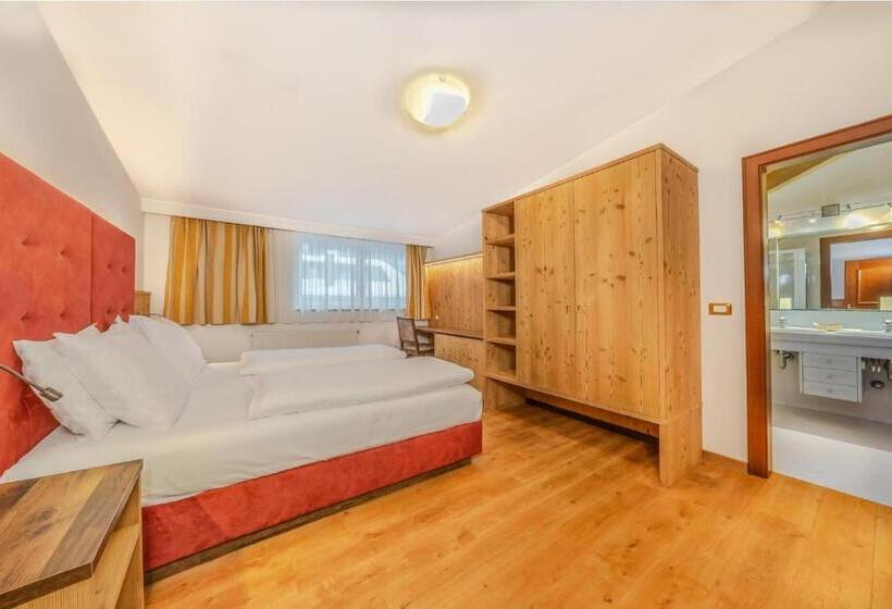 هتل Residence Villa Gran Baita