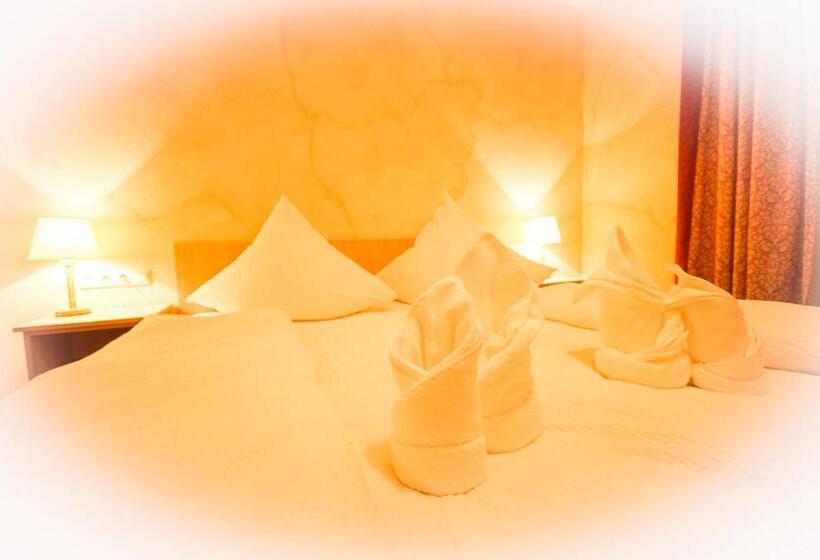 Отель Restaurant Alpha