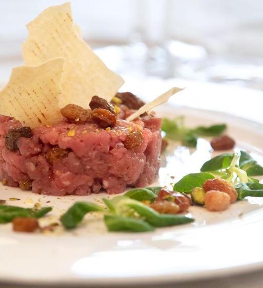 هتل Ristorante Vecchia Riva