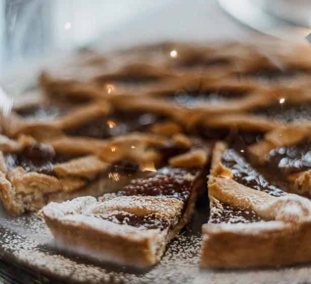 هتل Ristorante Vecchia Riva