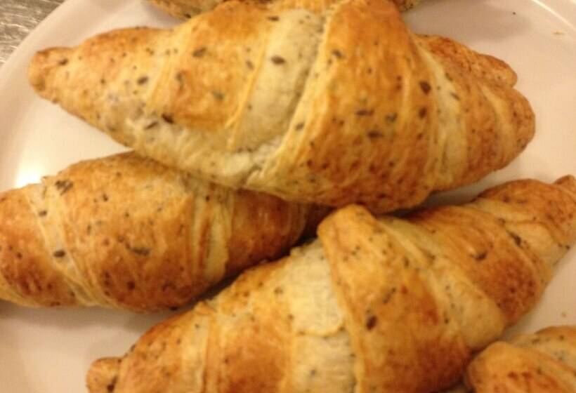 هتل Ristorante Vecchia Riva