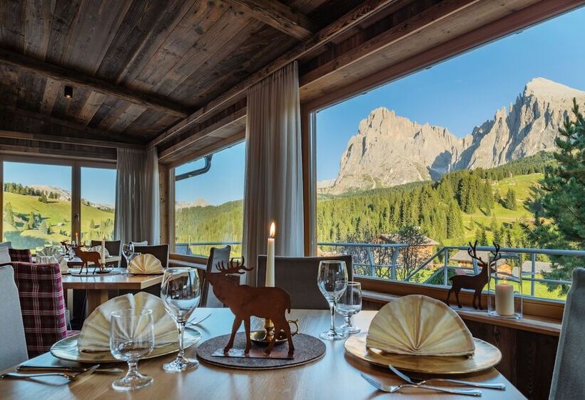 Отель Saltria Your Alpine Experience