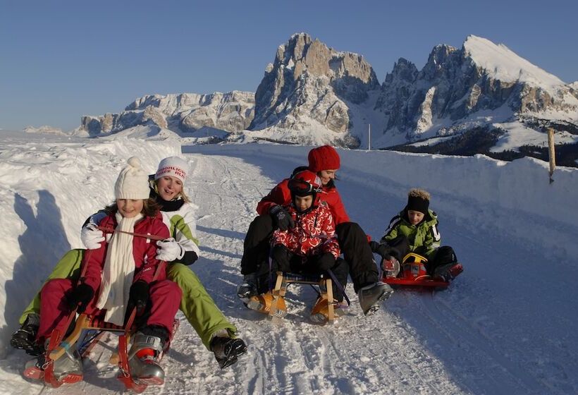 Отель Saltria Your Alpine Experience