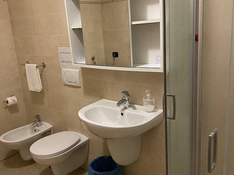 호텔 Sosta Sul Lago