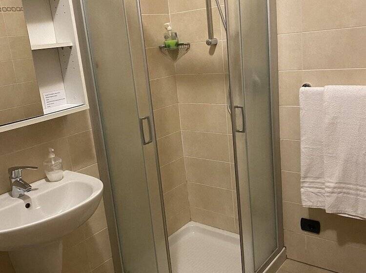 호텔 Sosta Sul Lago