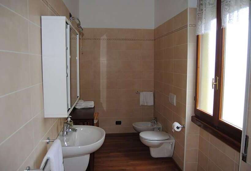 호텔 Sosta Sul Lago