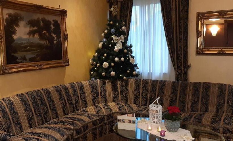 هتل Squarciarelli