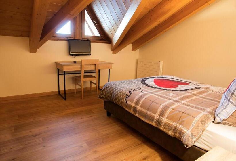 هتل Steinbock B&b  Apartaments