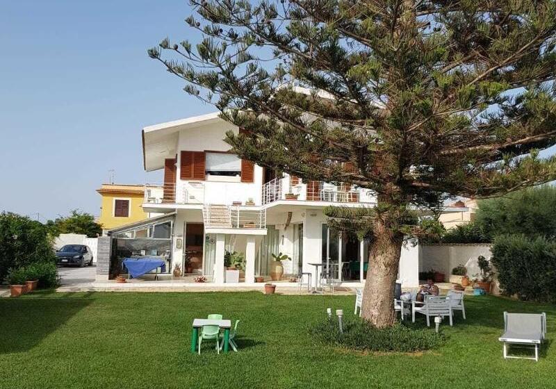 Отель Suitebeach B&b And Resort