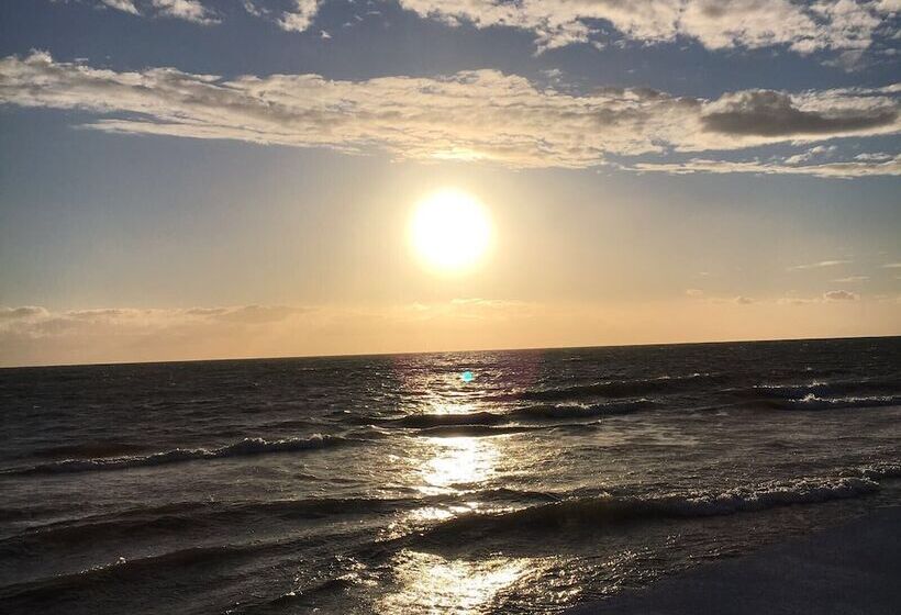 酒店 Suitebeach B&b And Resort