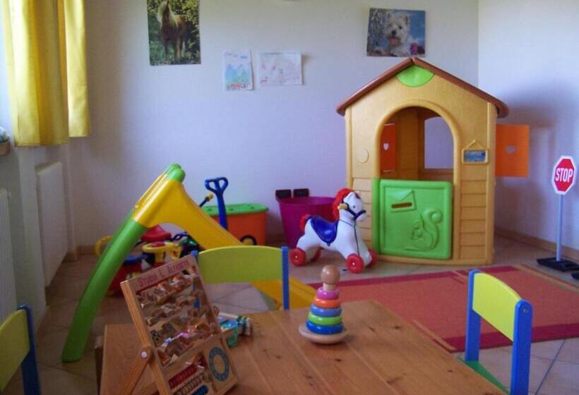 בית מלון כפרי Tana Della Volpe