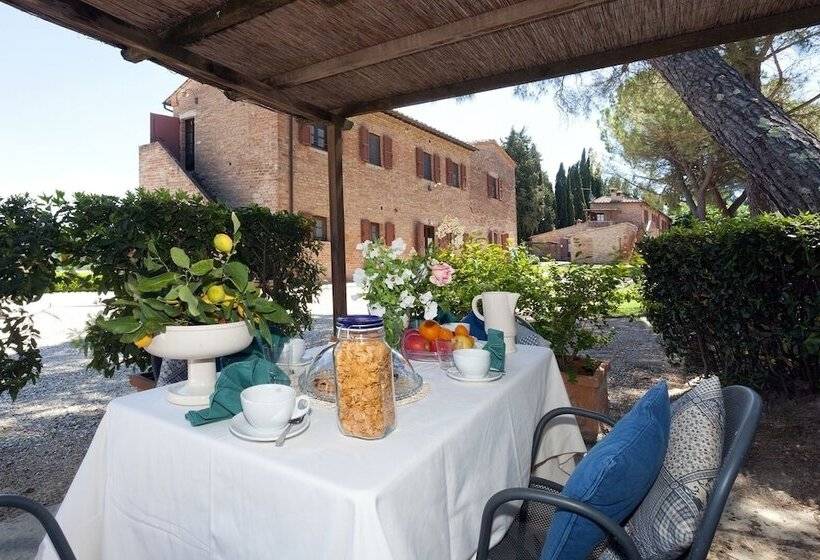 هتل Tenuta La Campana